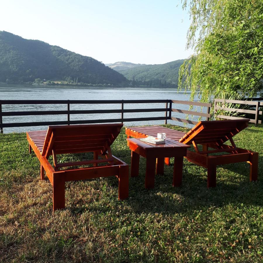 Dedin Raj Villa Голубац Екстериор снимка